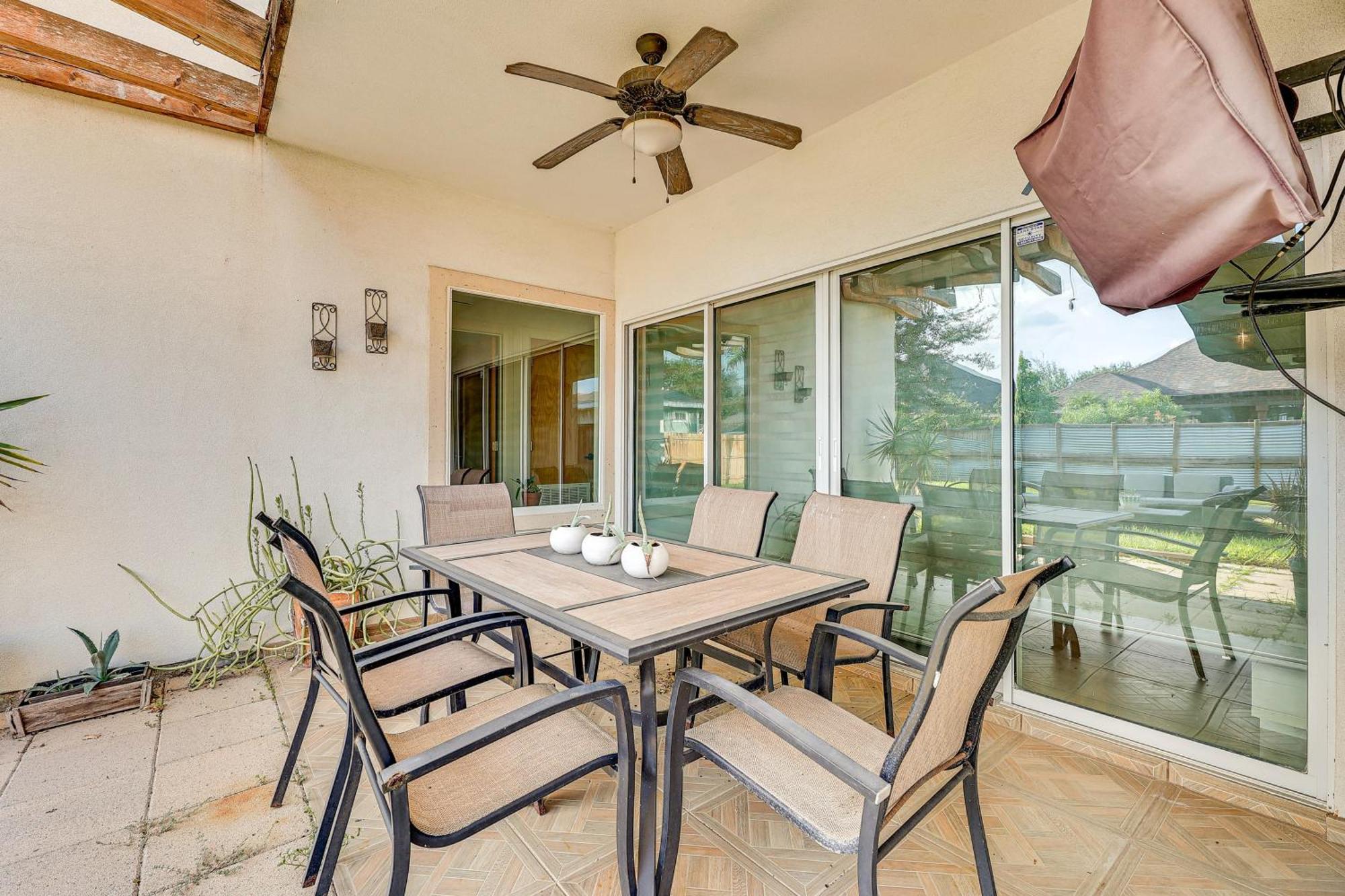 Colorful Mcallen Home With Covered Patio Exterior photo